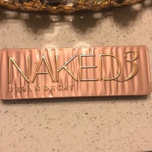 Naked 3 Eyeshadow Palette